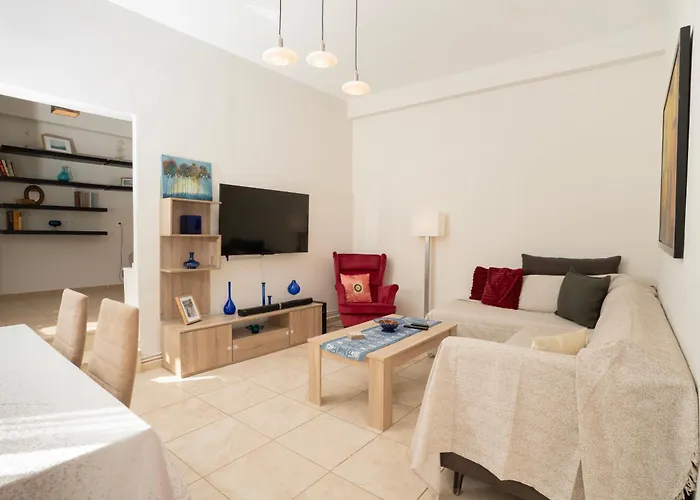 Niki , Exceptional 9, 8, 500Mbps, Parking, Near Oaka, Kifisias Business Hub